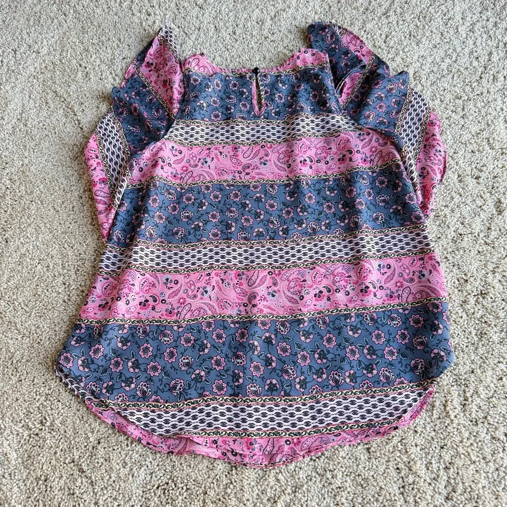 Iz‎ Byer Womems Pink and Blue Floral Paisley Print Cold Shoulder Size M Blouse